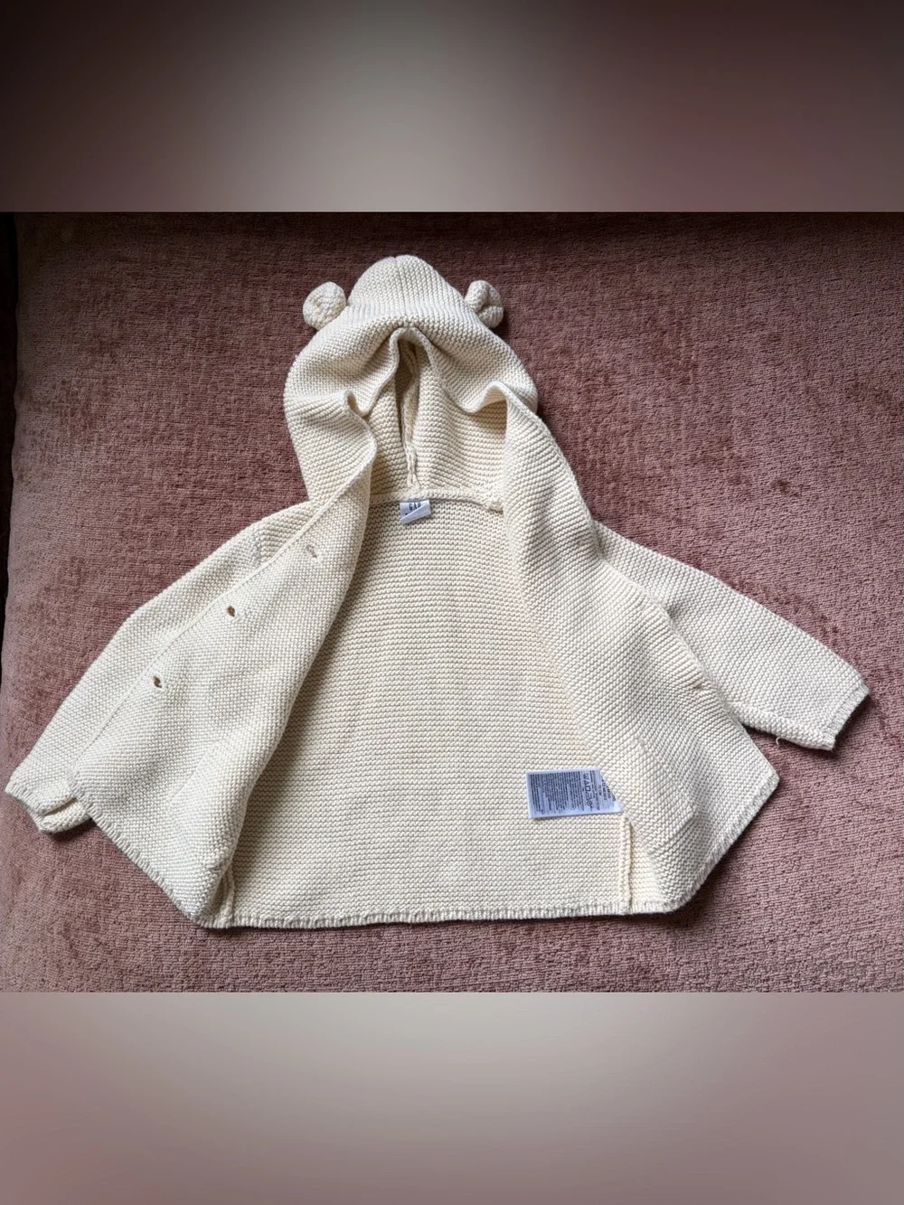 Gap Baby Bear Cardigan in Cream